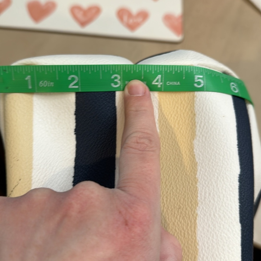 Kate Spade Bondi Road Medium Harmony Purse - Picture 9 of 9